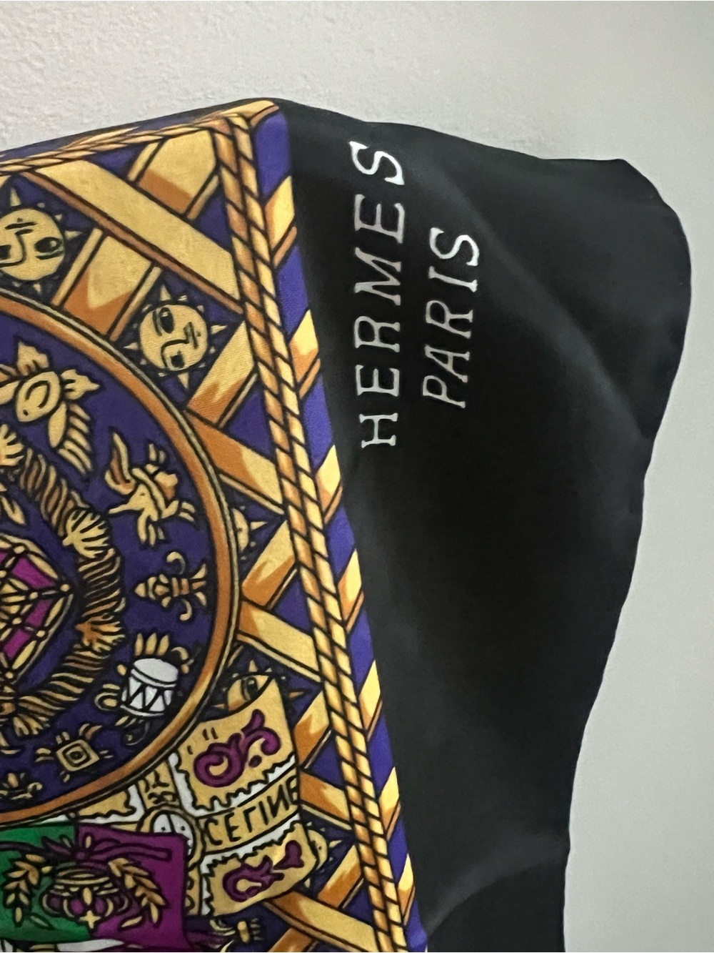 Hermes silk scarf 90 x 90 - Picture 4 of 5